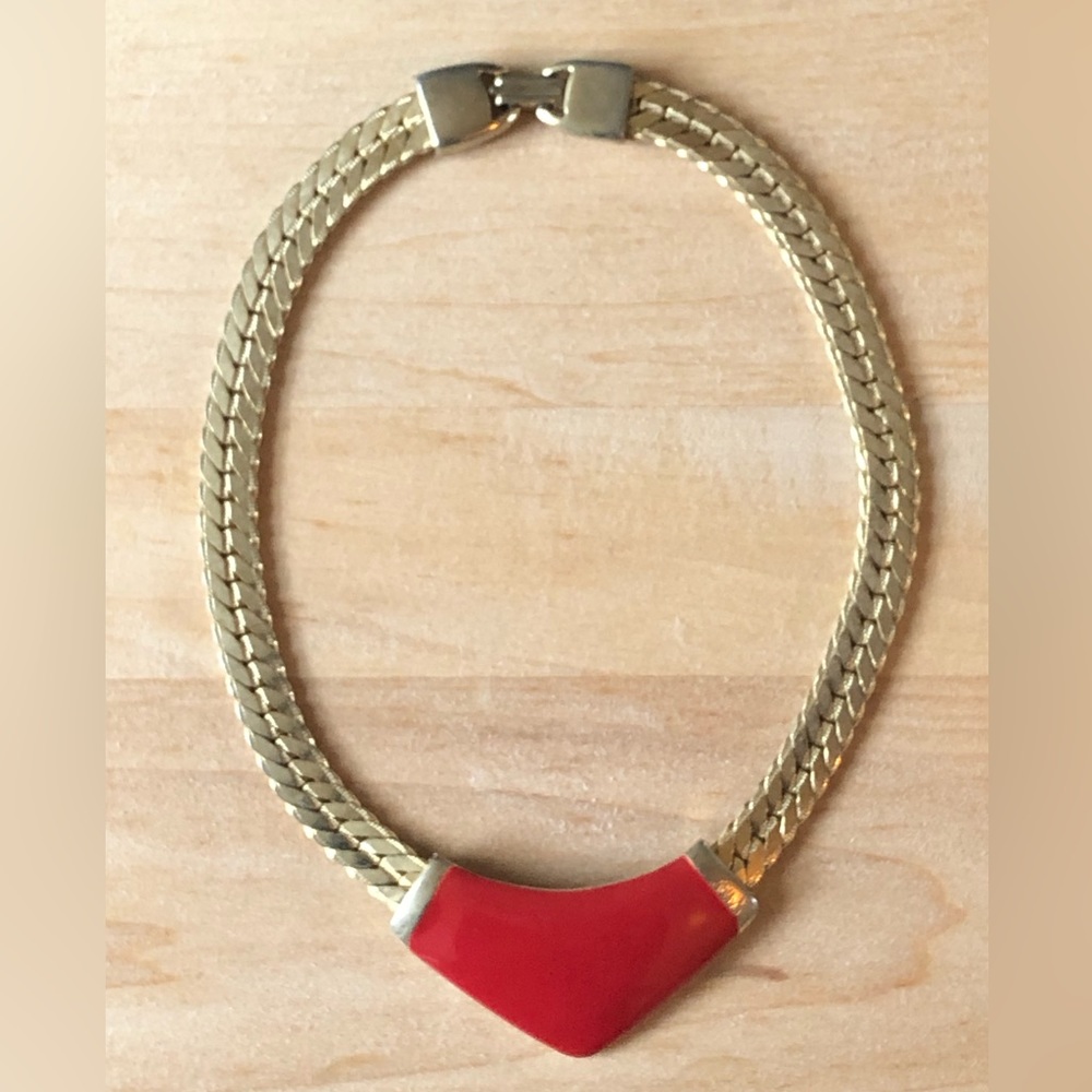 Vintage 80’s Gold/Enamel Necklace